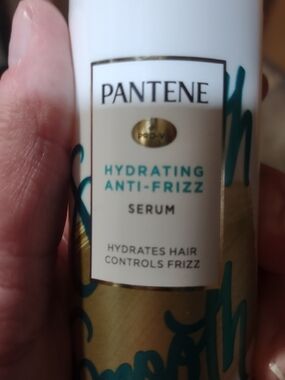 Pantene Hydrating Anti-Frizz Serum - White & Gold Bottle